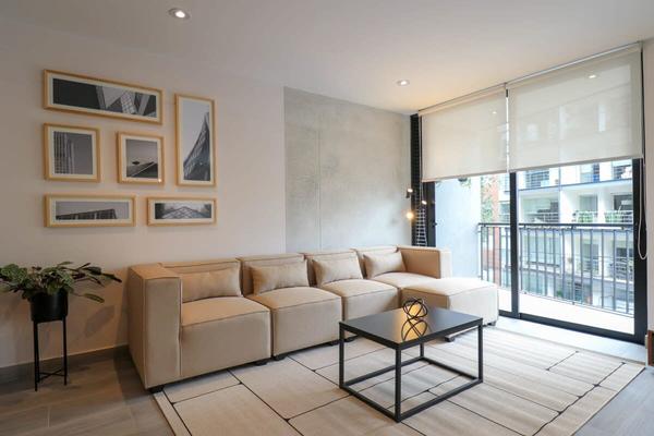 Unique 2BR with Balcony  in Miraflores